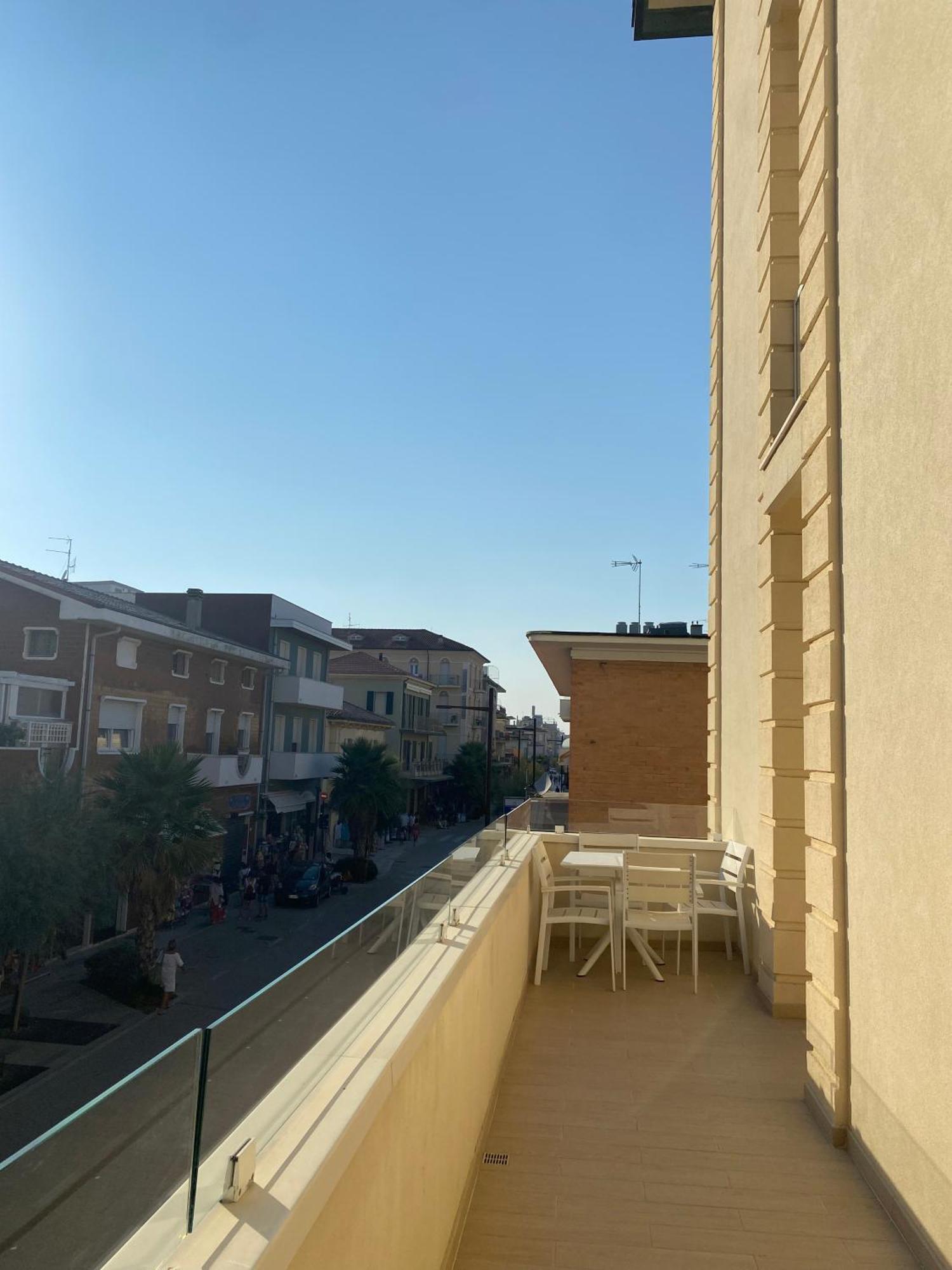 Marina Beach Aparthotel Rimini Exterior foto